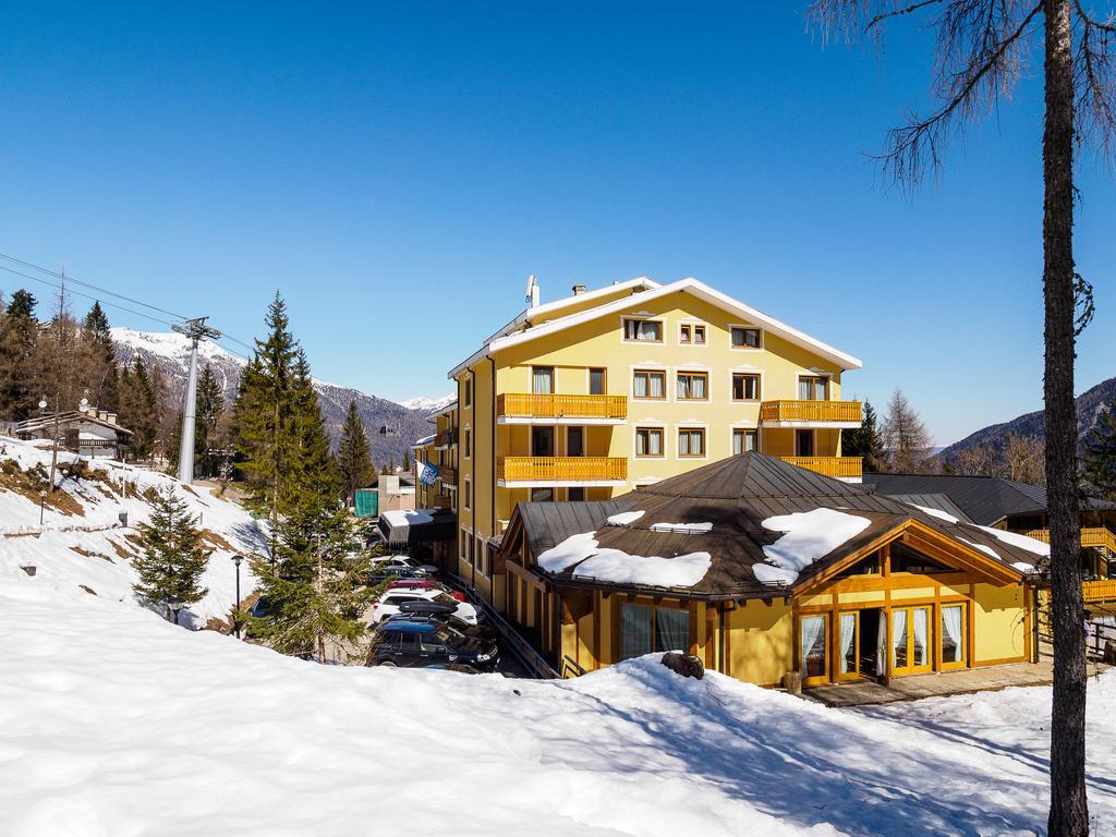 Park Hotel Folgarida Exterior photo